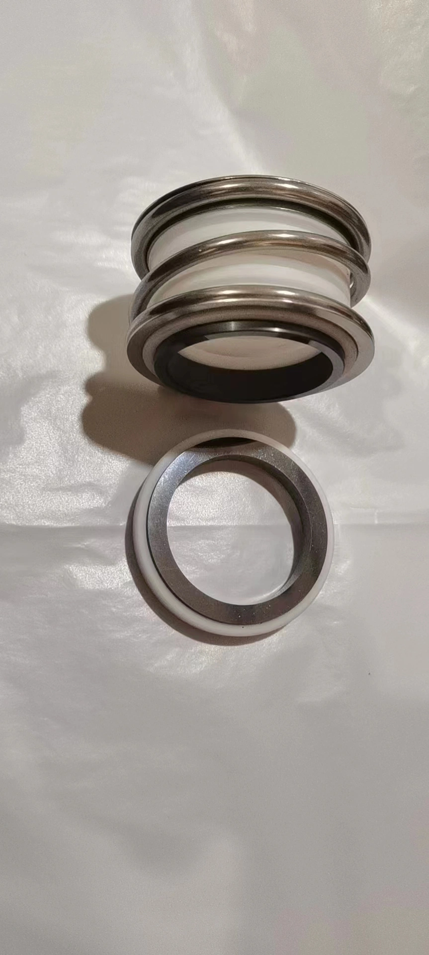 ทนต่อการสวมและการกัดกร่อน และความร้อนสูง ทนต่อกระบอก OIL SEAL สําหรับเครื่องใช้ไฟฟ้า 2